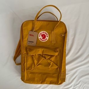 NWT Fjallraven Kånken Laptop 15" - ochre color
